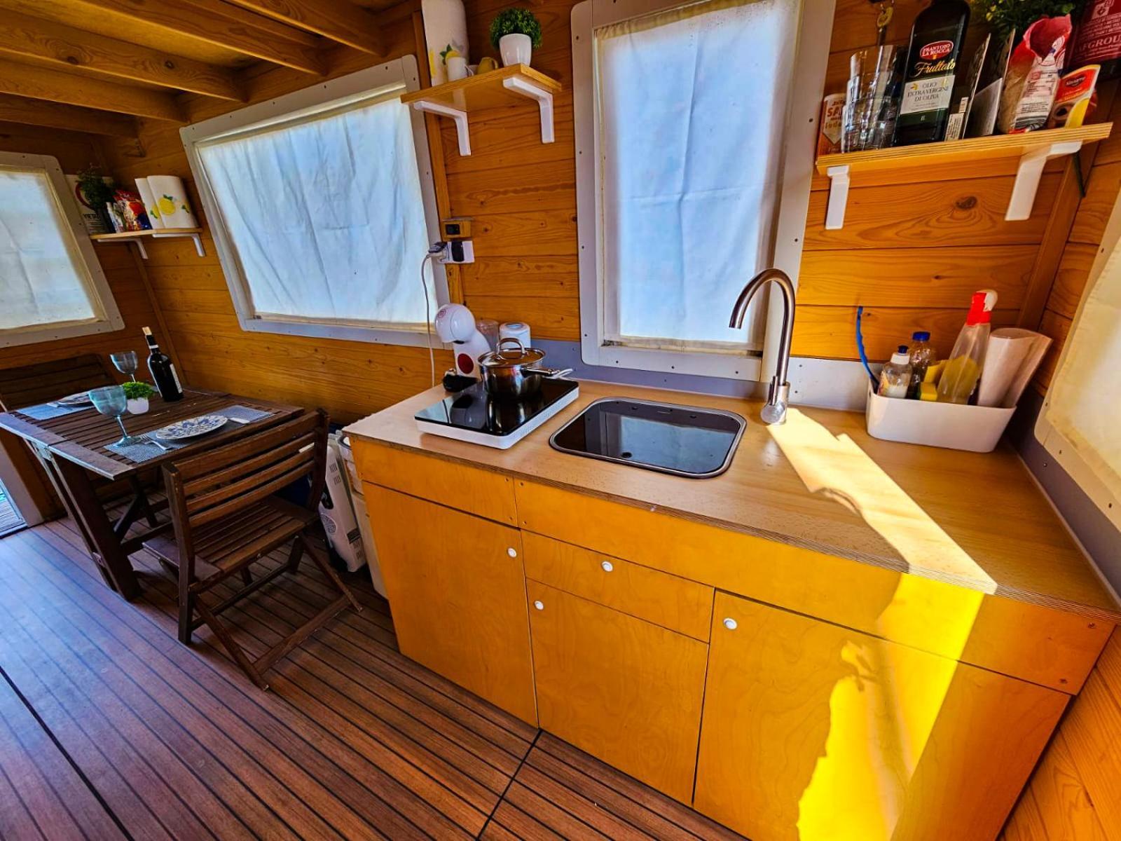 Hotel Filipp'S House Boat Alghero Esterno foto